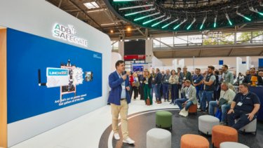IAE25 press release image of ADB SAFEGATE, announcing its new advanced  platform, AI: Airside Intelligence